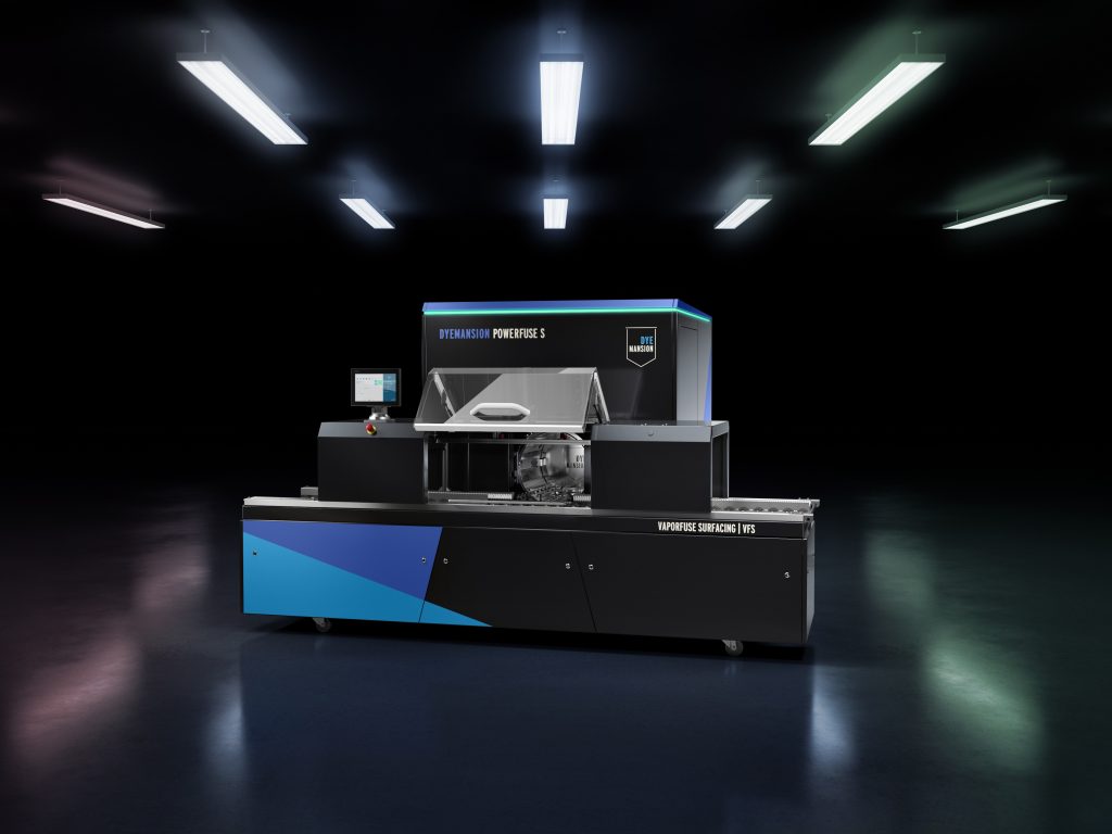 Dyemansion 宣布扩大其独特 powerfuse st 的使用范围 3 Dyemansion 的 powerfuse s 后处理系统。图片来自 dyemansion。