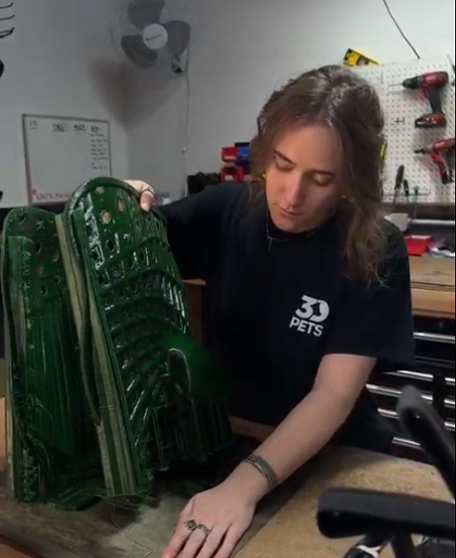 Dobie prosthetic 6 有趣的实现：Elegoo和3Dpets为Rey Dobman Pinsher制作3D打印腿-3D打印行业资讯网
