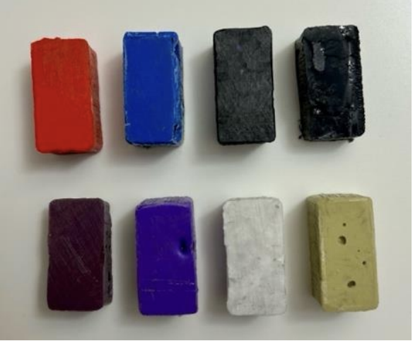 SpecOptiBlend:用户颜色的新开源软件3 ... 3 压缩废物的塑料样品。照片通过:西部大学