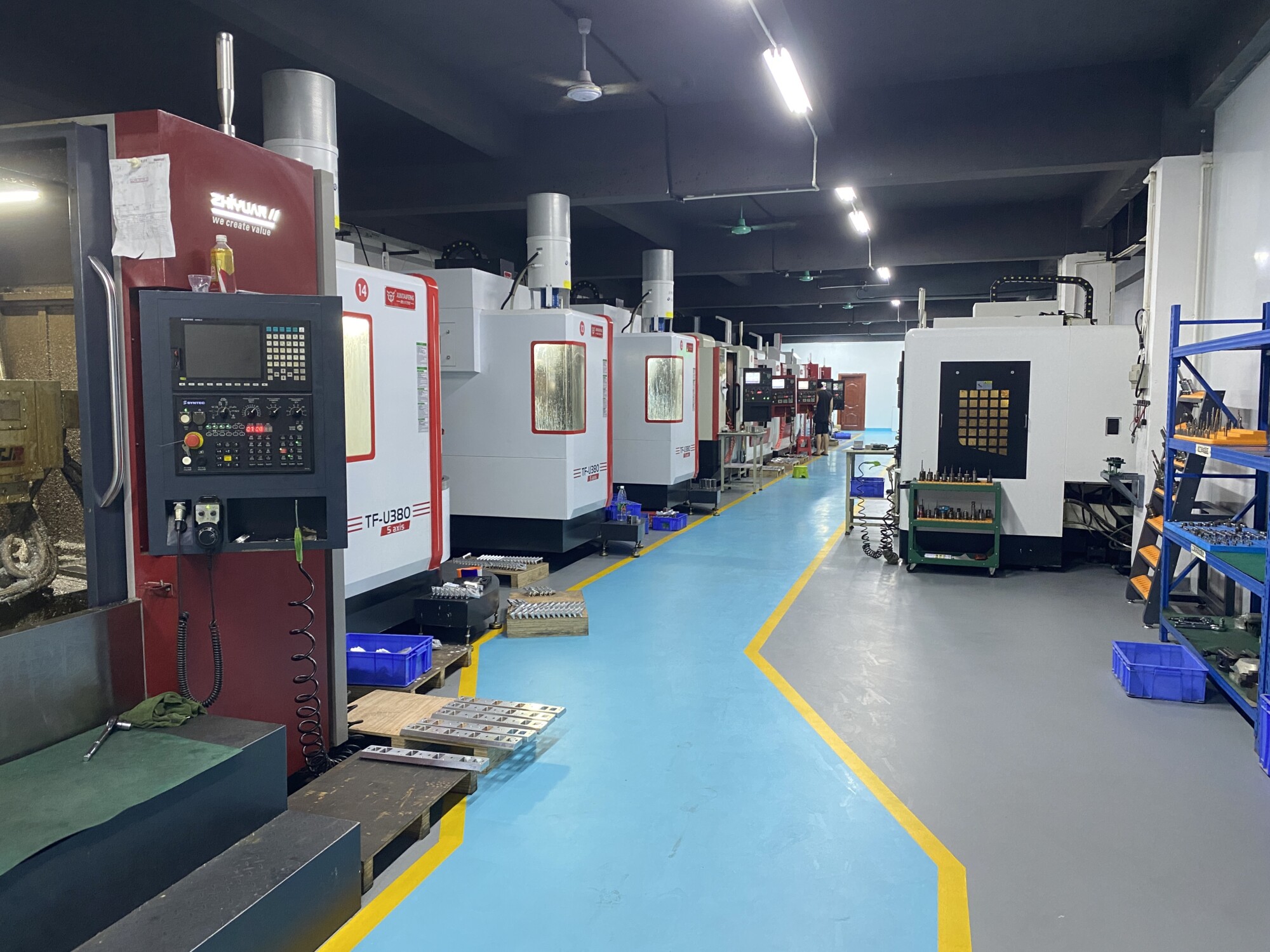 003db323d60428b7201769a4dbb85107 1 scaled 揭秘！上海数控母排加工机价格，让你轻松掌握成本！