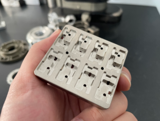 02fdcc5f546d30c08924de7b4ab8c9a8 太原数控切割加工，精度效率双保障！