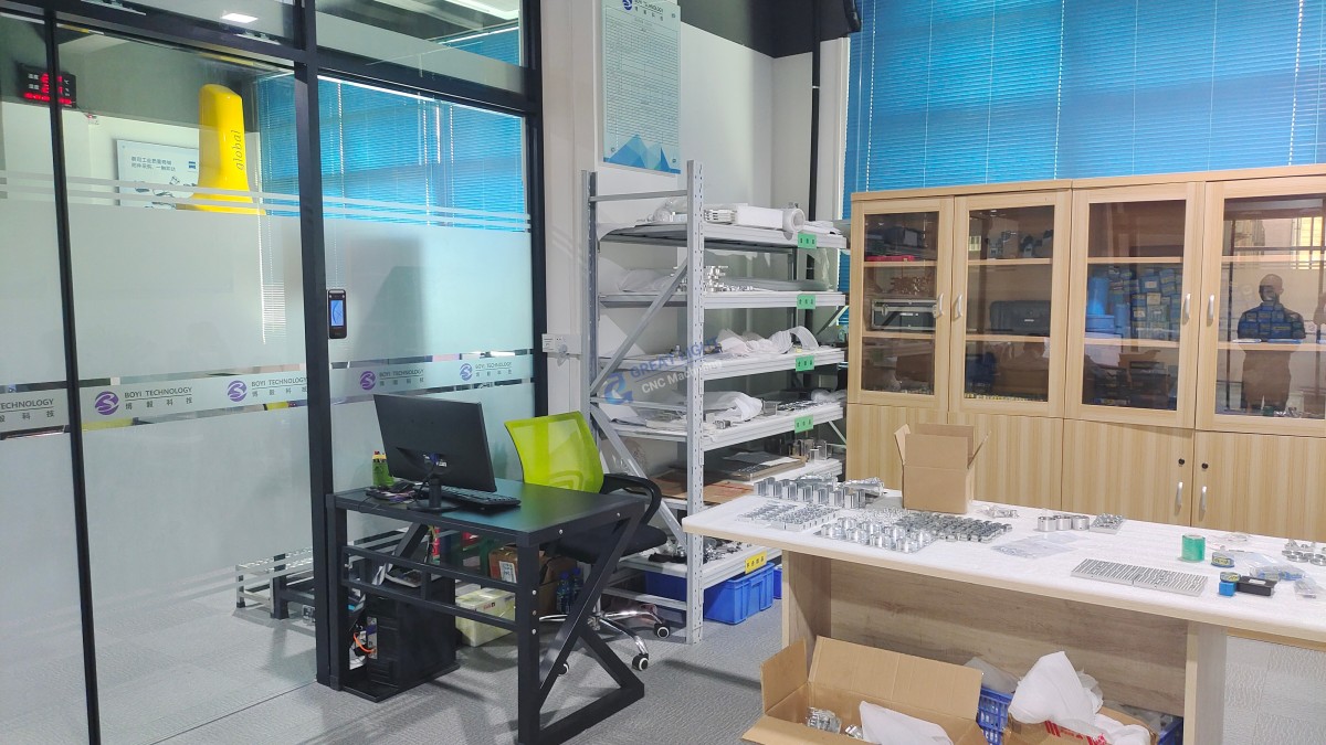 5c3504251efec54f4321303d6a18c214 数控车床加工不锈钢方管：如何高效又精准？