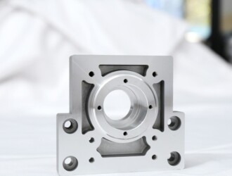 802acca37a782933ed07165e7fa94d38 CNC数控加工：万江高速路上的精密制造秘密