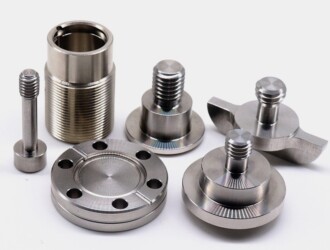 abee07fae65c62af1f20ee4268205fd9 数控刀片盒注塑全过程揭秘：高手是如何炼成的？